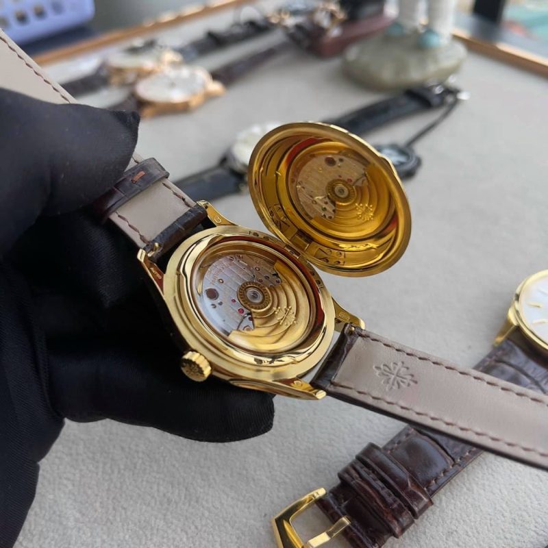 Đồng Hồ Patek Philippe Calatrava 5227 Nam Dây Da Màu Nâu