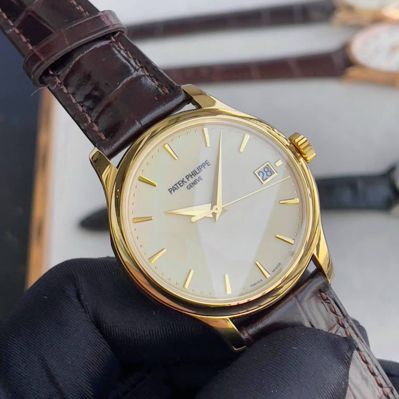 Đồng Hồ Patek Philippe Calatrava 5227 Nam Dây Da Màu Nâu