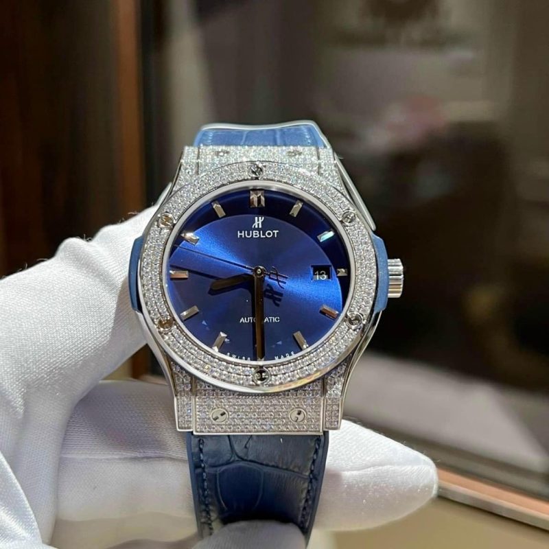 Đồng hồ Hublot độ full kim cương Moissanite màu xanh than