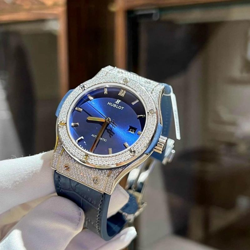 Đồng hồ Hublot độ full kim cương Moissanite màu xanh than