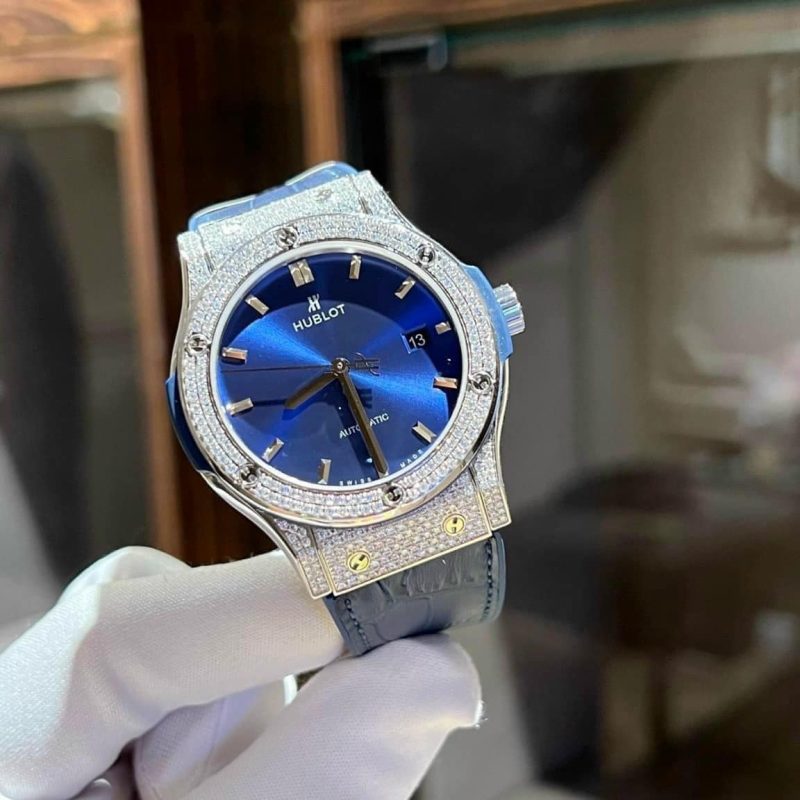 Đồng hồ Hublot độ full kim cương Moissanite màu xanh than