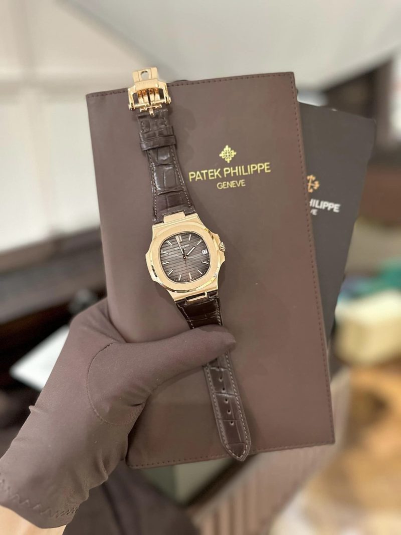 Đồng Hồ Patek Philippe Nautilus 5711 Rep 11 Nam Dây Da Màu Nâu Bản Cao Nhất 3K 40mm