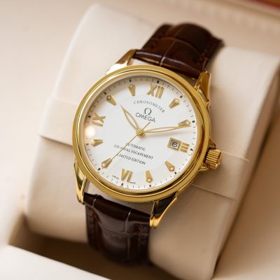 Đồng Hồ Omega Nam Dây Da Cọc Mặt Trắng Dây Nâu