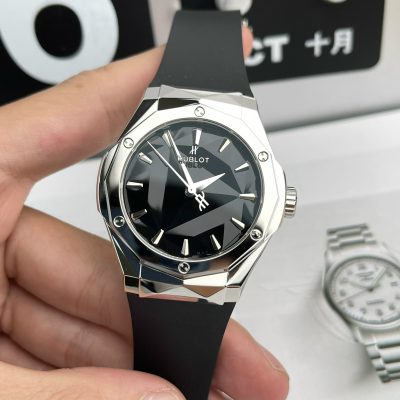 Đồng Hồ Thụy Sĩ Hublot Orlinski Titanium New 2023