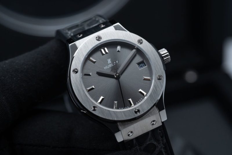 Đồng Hồ Hublot Nữ Màu Xám Replica 11 Cao Cấp Thụy Sỹ Máy Pin 33mm