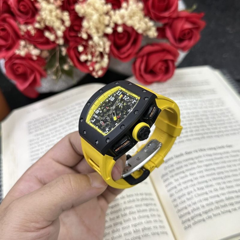 Đồng Hồ Nam Richard Mille RM11-02 Replica 11 Thụy Sỹ Dây Cao Su Màu Vàng 45mm