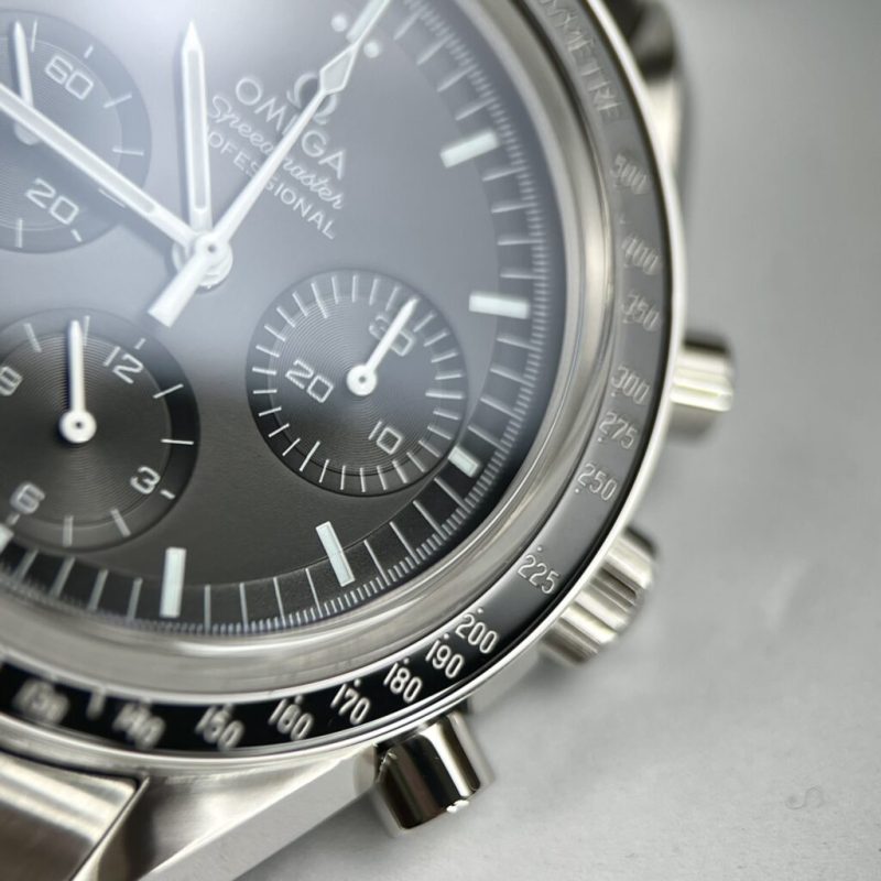 Đồng Hồ Omega SpeedMaster Replica 11 Thụy Sỹ Dây Kim Loại Mặt Đen 40mm