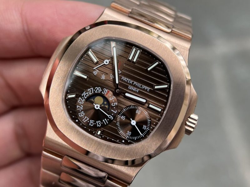 Đồng Hồ Patek Philippe Nautilus 5712R Rep 11 Mặt Số Chocolate New 2023 40mm