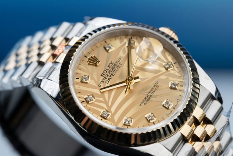 Đồng Hồ Rolex Datejust 126233 Bọc Vàng 18K Mặt Số Cây Lá Nhiệt Đới Vàng Champagne 36mm