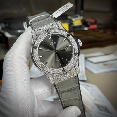 Đồng Hồ Hublot Racing Grey Titanium Đá Nhân Tạo