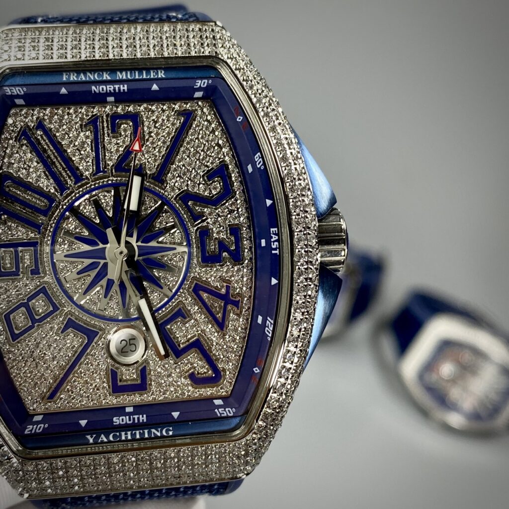 Đồng Hồ Franck Muller Đính Full Kim Cương