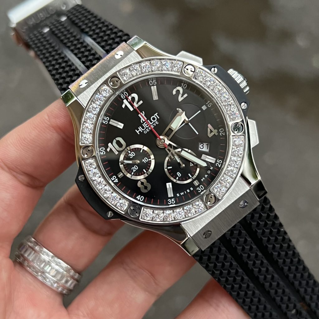 Đồng hồ Hublot đính đá Rep 11