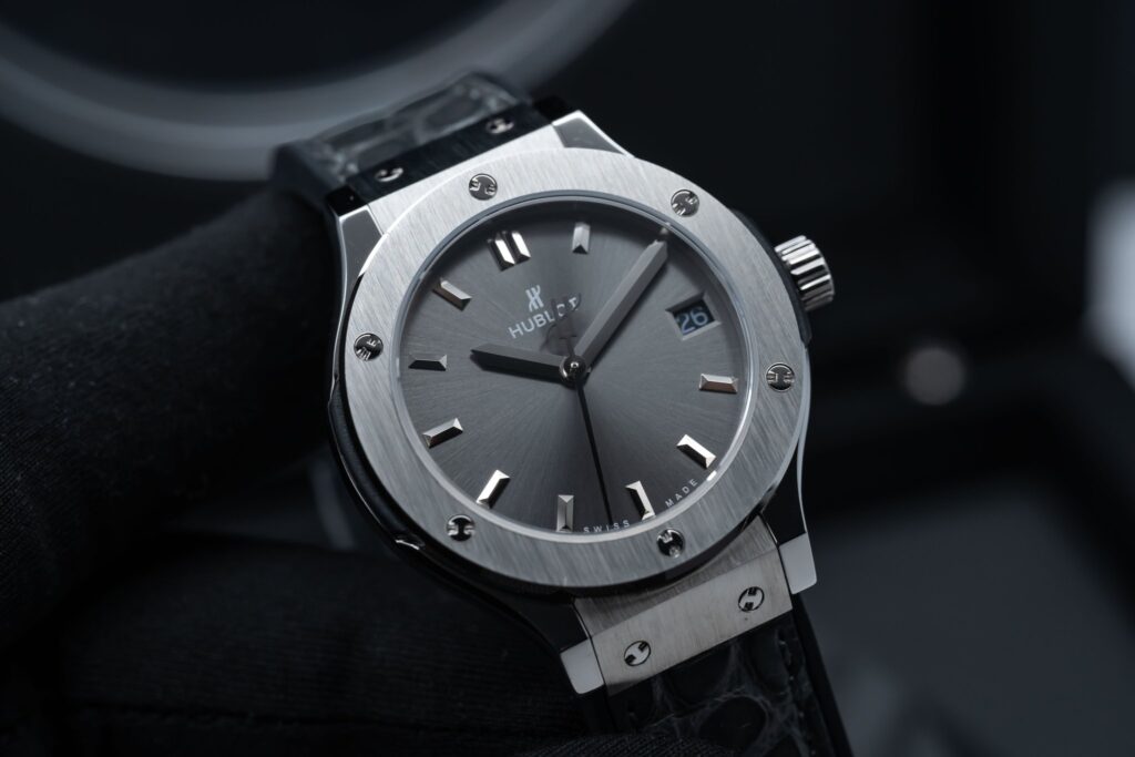 Đồng Hồ Hublot Nữ Màu Xám Replica 11 Cao Cấp Thụy Sỹ