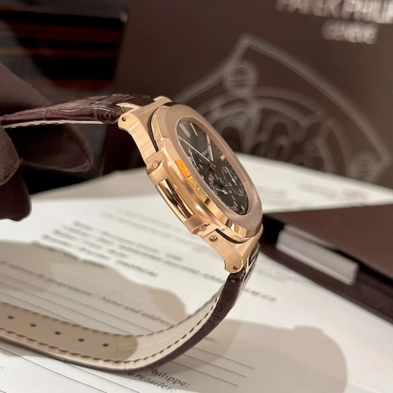 Đồng Hồ Patek Philippe 5712 Bản VIP