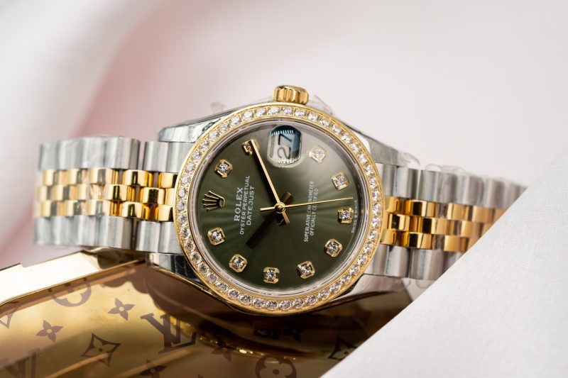 Đồng Hồ Nữ Rolex Chế Tác Kim Cương Moissanite