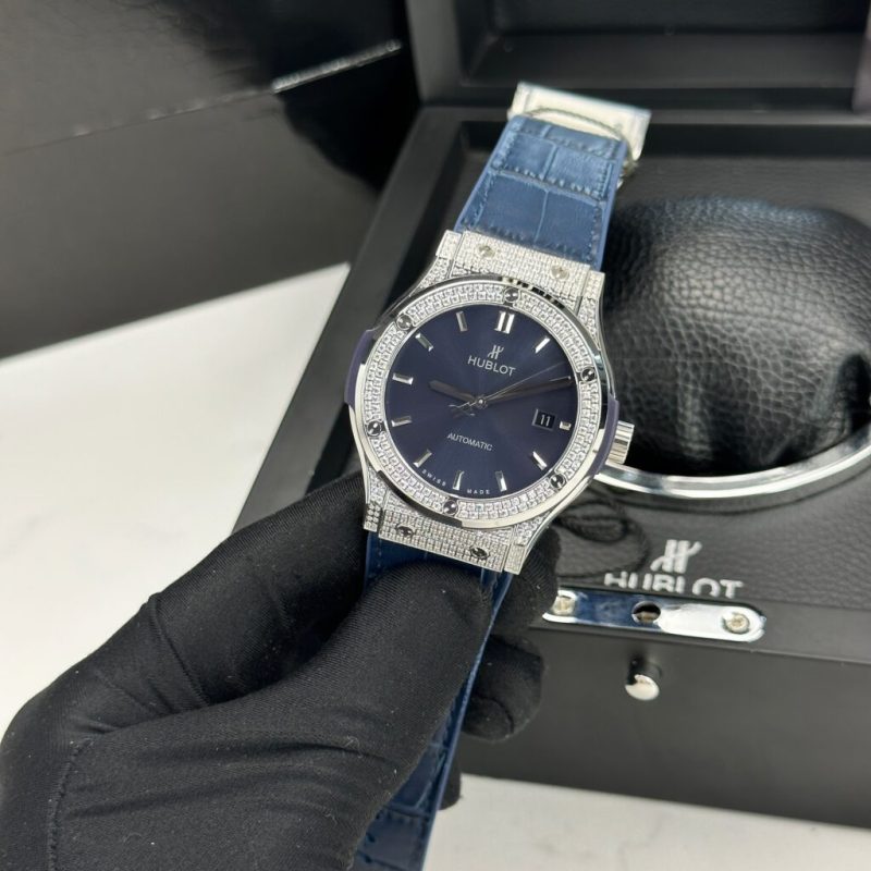 Đồng Hồ Hublot Đính Đá Nam Classic Fusion Màu Xanh Blue