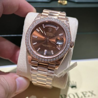 Đồng Hồ Rolex Độ Kim Cương Moissanite Mặt Số Chocolate 40mm