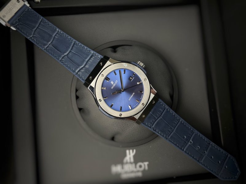 Đồng Hồ Hublot Classic Fusion Titanium