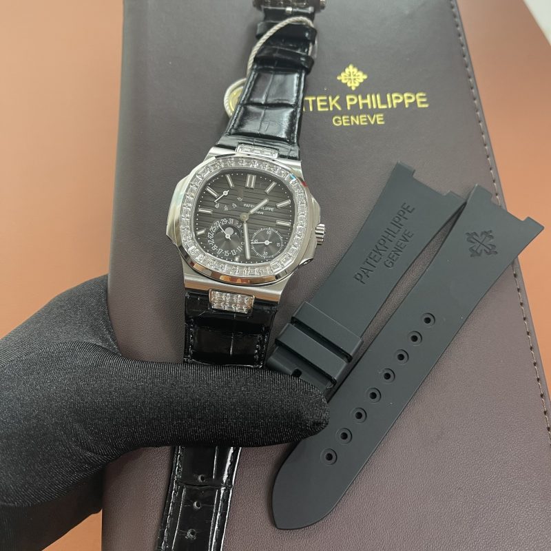 Đồng Hồ Patek Philippe Nautilus 5724R Dial Xám Thụy Sỹ Cao Cấp Nhất