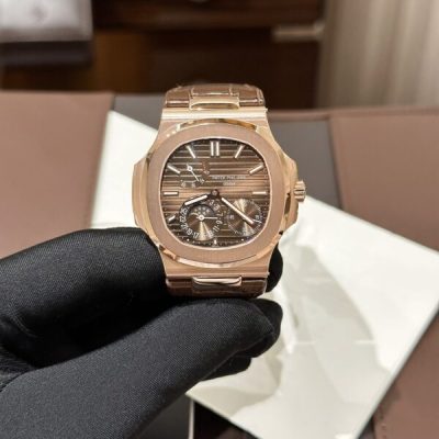 Đồng Hồ Patek Philippe Nautilus 5712R Bọc Vàng Màu Chocolate