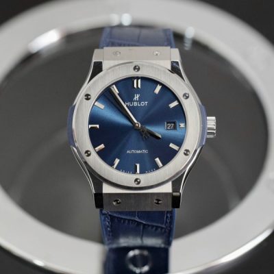 Đồng Hồ Hublot Classic Fusion Titanium Màu Xanh