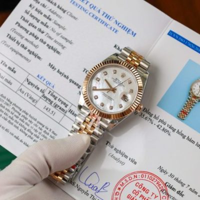 Đồng Hồ Rolex Bọc Vàng Mặt Khảm Trai Trắng Cọc Số Moissanite